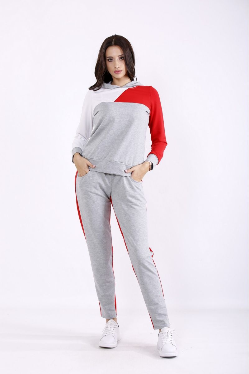 Спортивный костюм с красным 00-133648 - Victorya-Shop.com